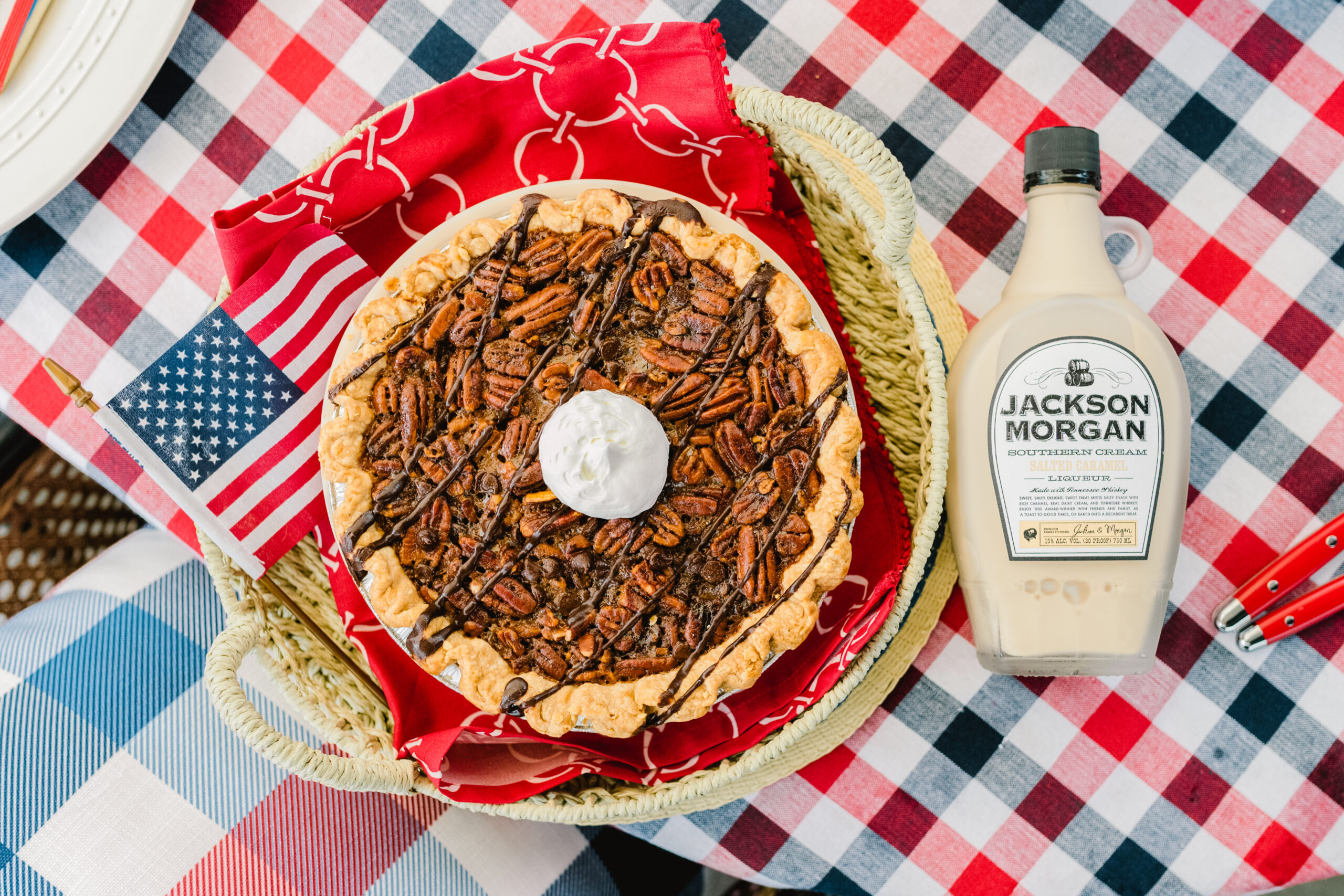 Boozy Salted Caramel Whipped Cream – Jackson Morgan Southern